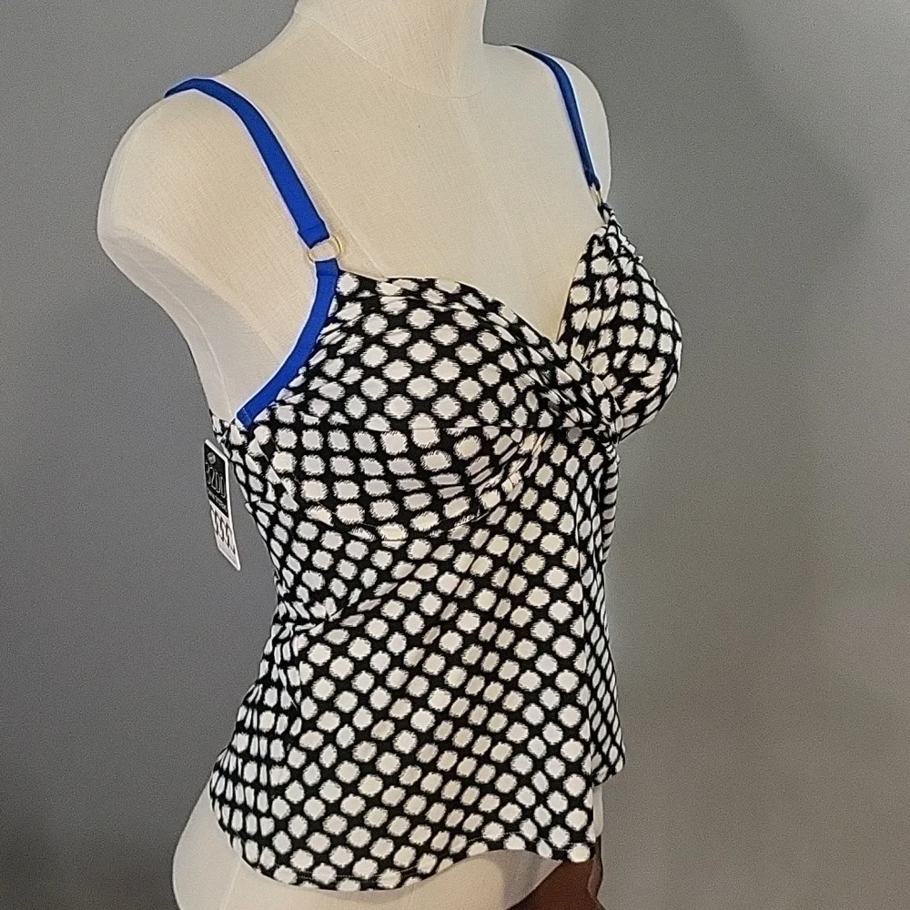 Swim Systems black white